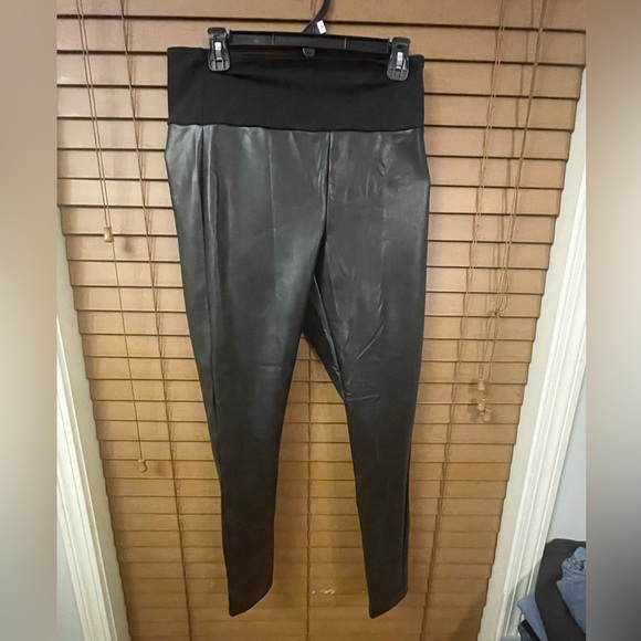 Spank - Picture 1 of 3